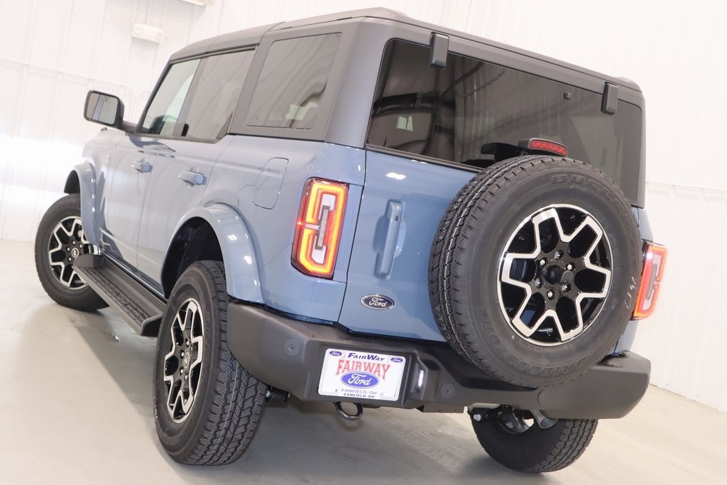 2025 Ford Bronco Outer Banks photo 23