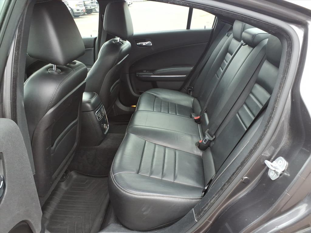 2013 Dodge Charger SXT Plus photo 12