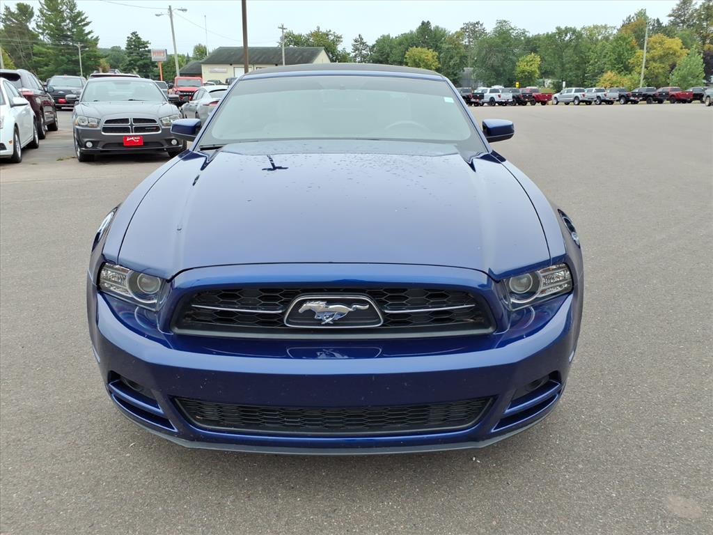2014 Ford Mustang V6 photo 8