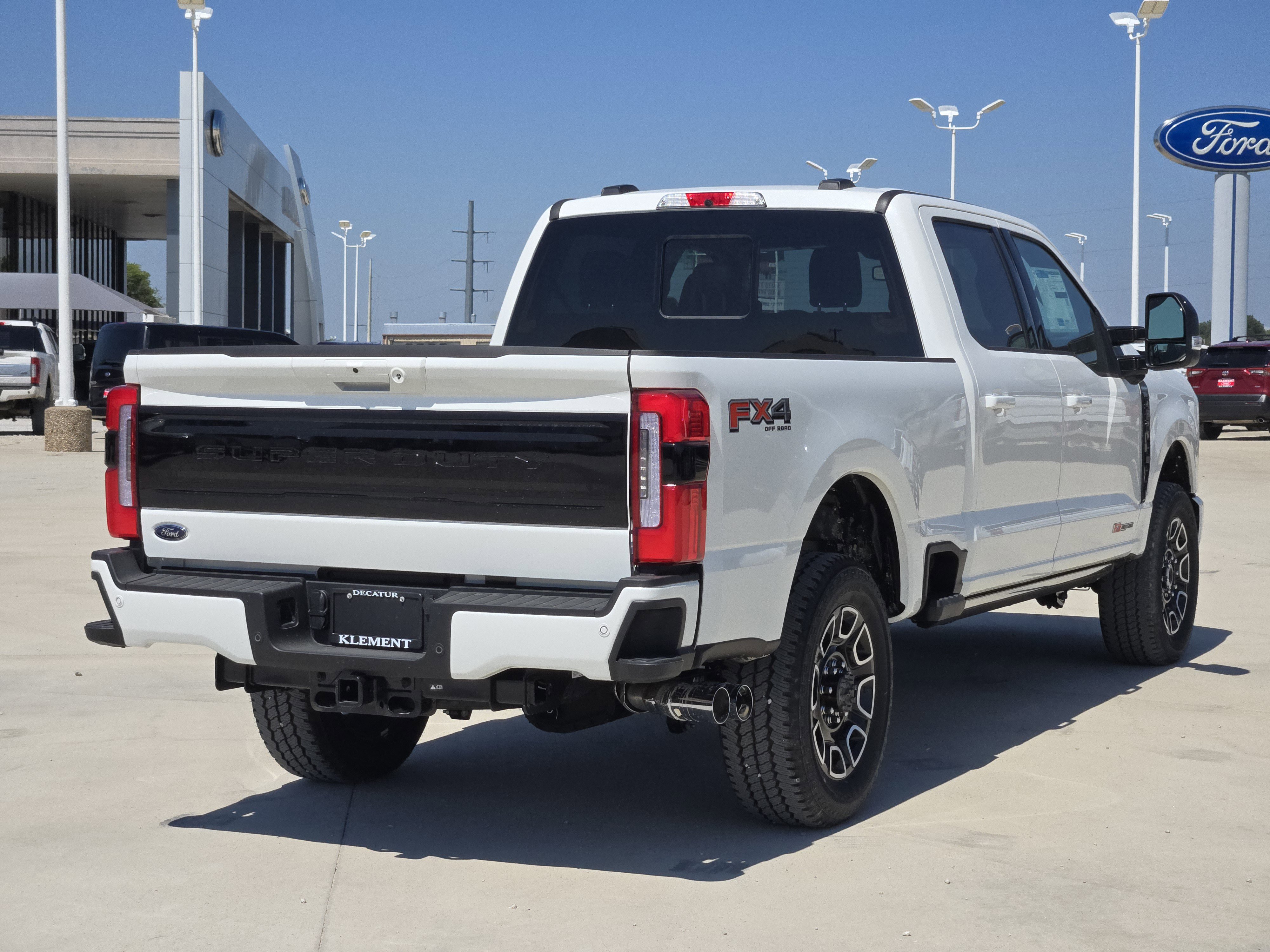 2026 Ford F-250 Platinum photo 3