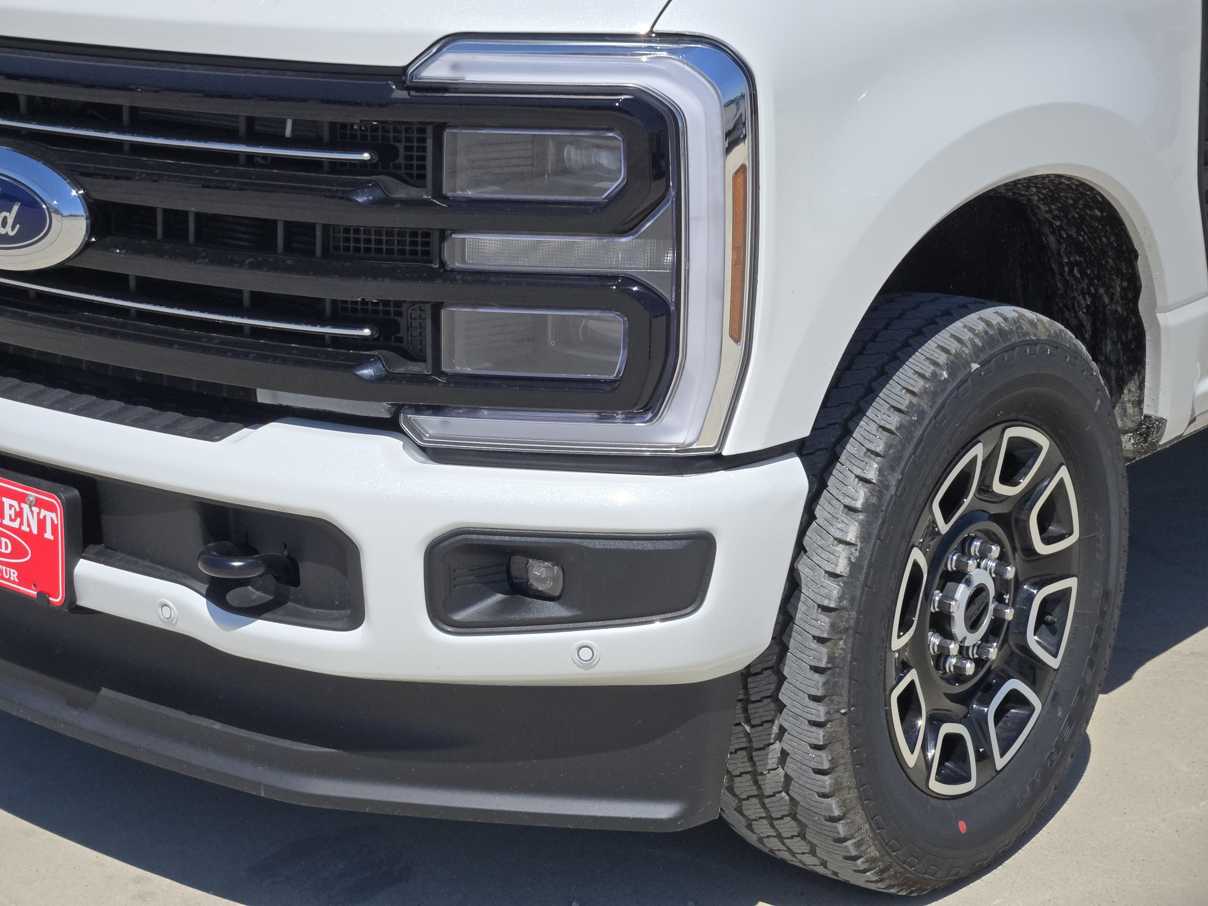 2026 Ford F-250 Platinum photo 5