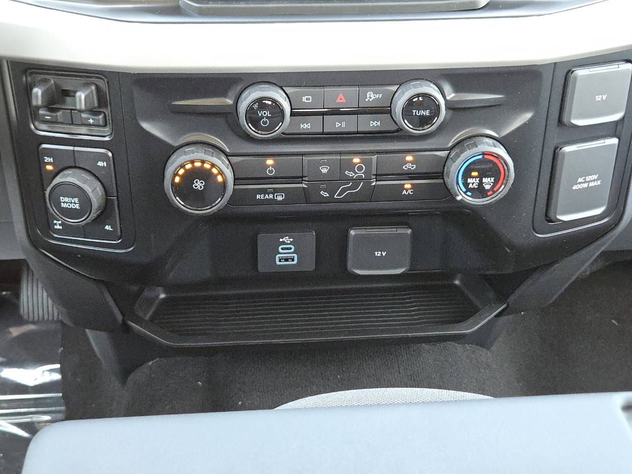 2026 Ford F-250 Super Duty XL - Photo 14