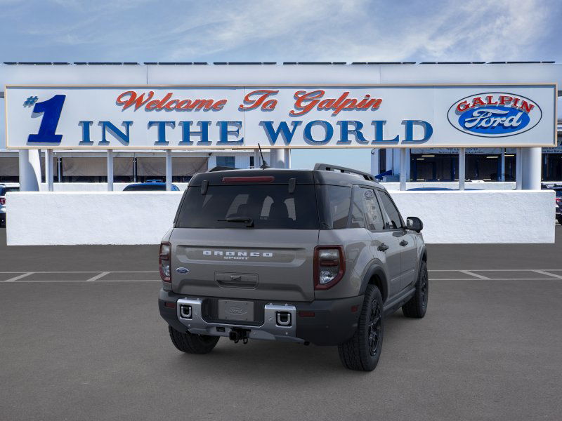 2025 Ford Bronco Sport Outer Banks photo 11