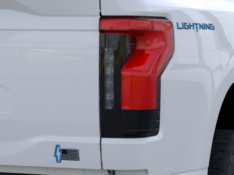 2025 Ford F-150 Lightning XLT photo 20