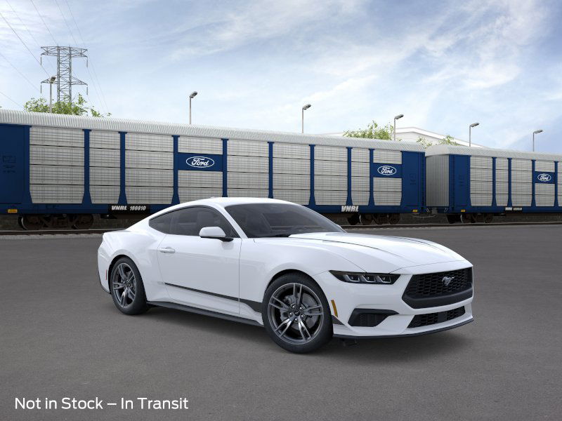 2025 Ford Mustang photo 5