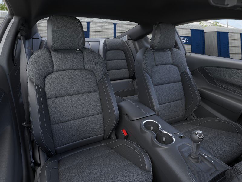 2025 Ford Mustang photo 8