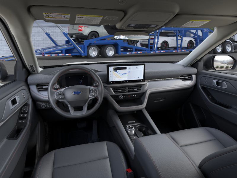 2025 Ford Explorer photo 5