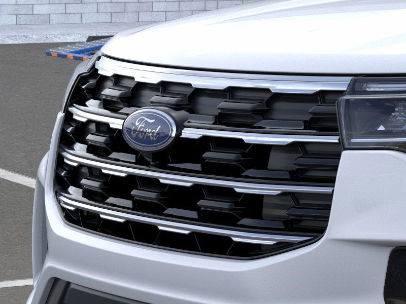 2025 Ford Explorer photo 12
