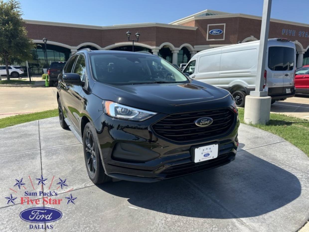 2022 Ford Edge SE