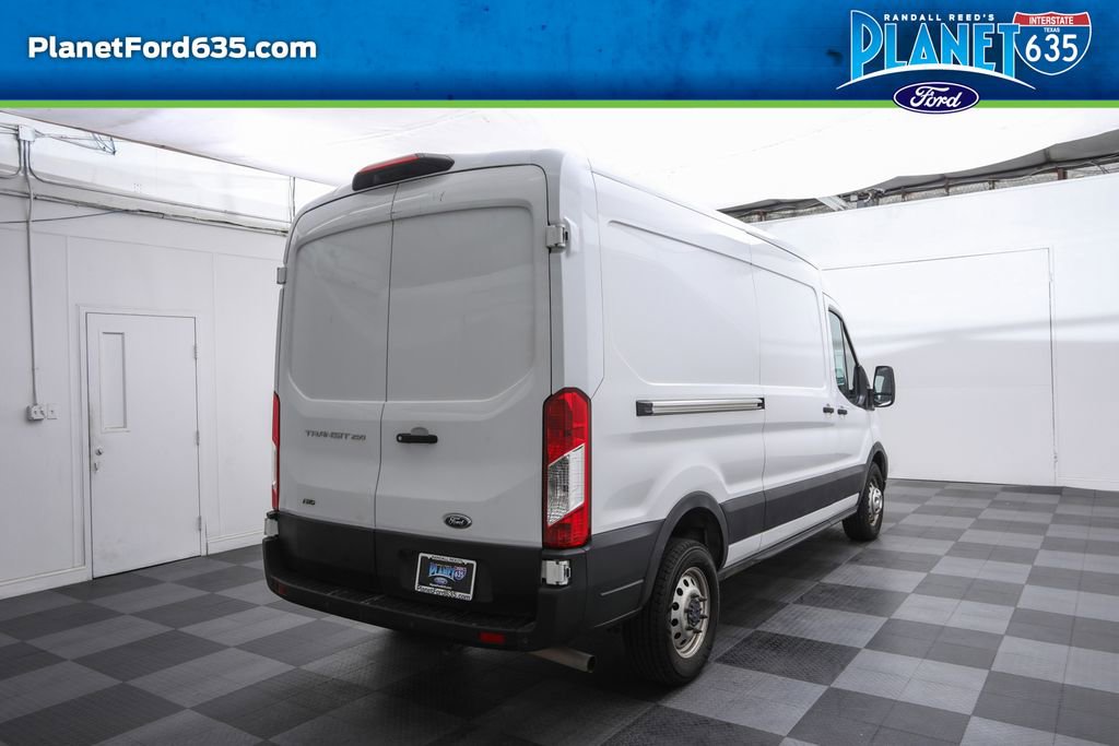 2023 Ford Transit Cargo Van photo 5