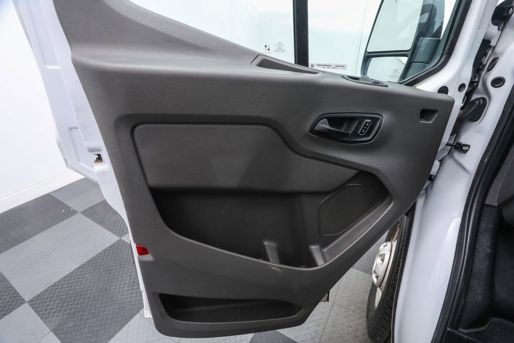 2023 Ford Transit Cargo Van photo 11