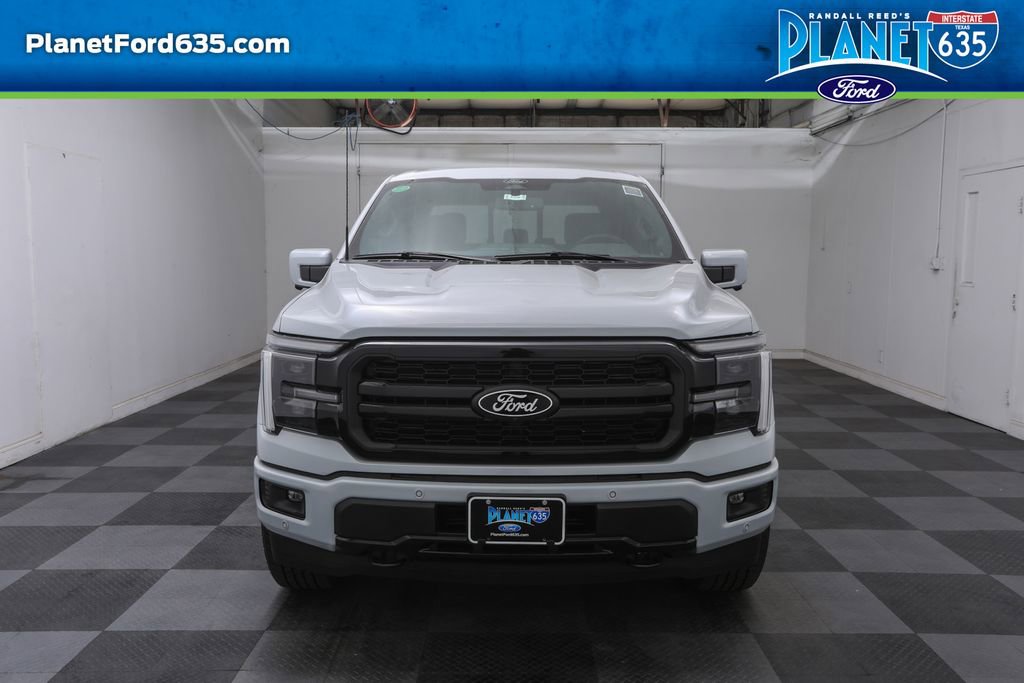 2025 Ford F-150 Lariat photo 2