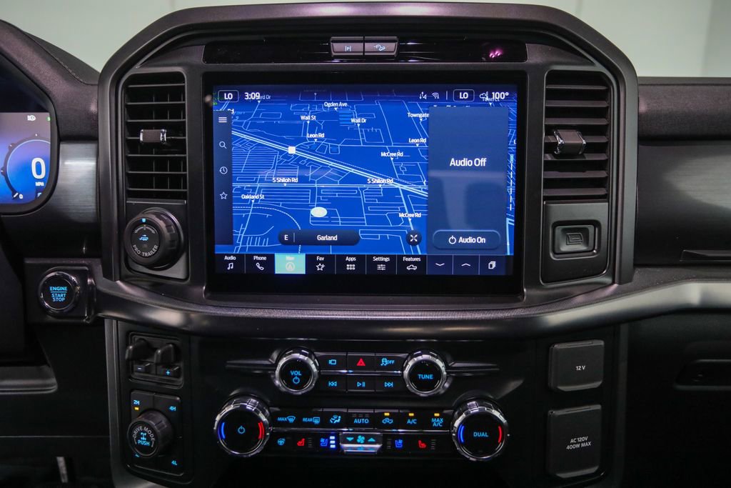 2025 Ford F-150 Lariat photo 12
