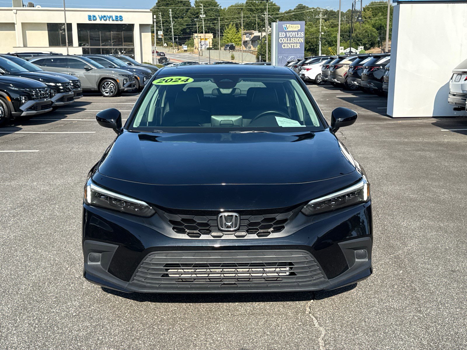 2024 Honda Civic Hatchback EX-L photo 2