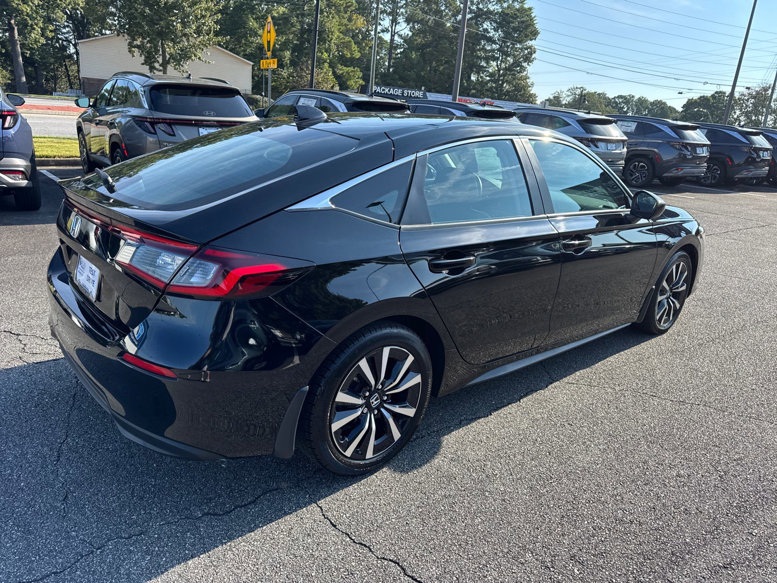 2024 Honda Civic Hatchback EX-L photo 7