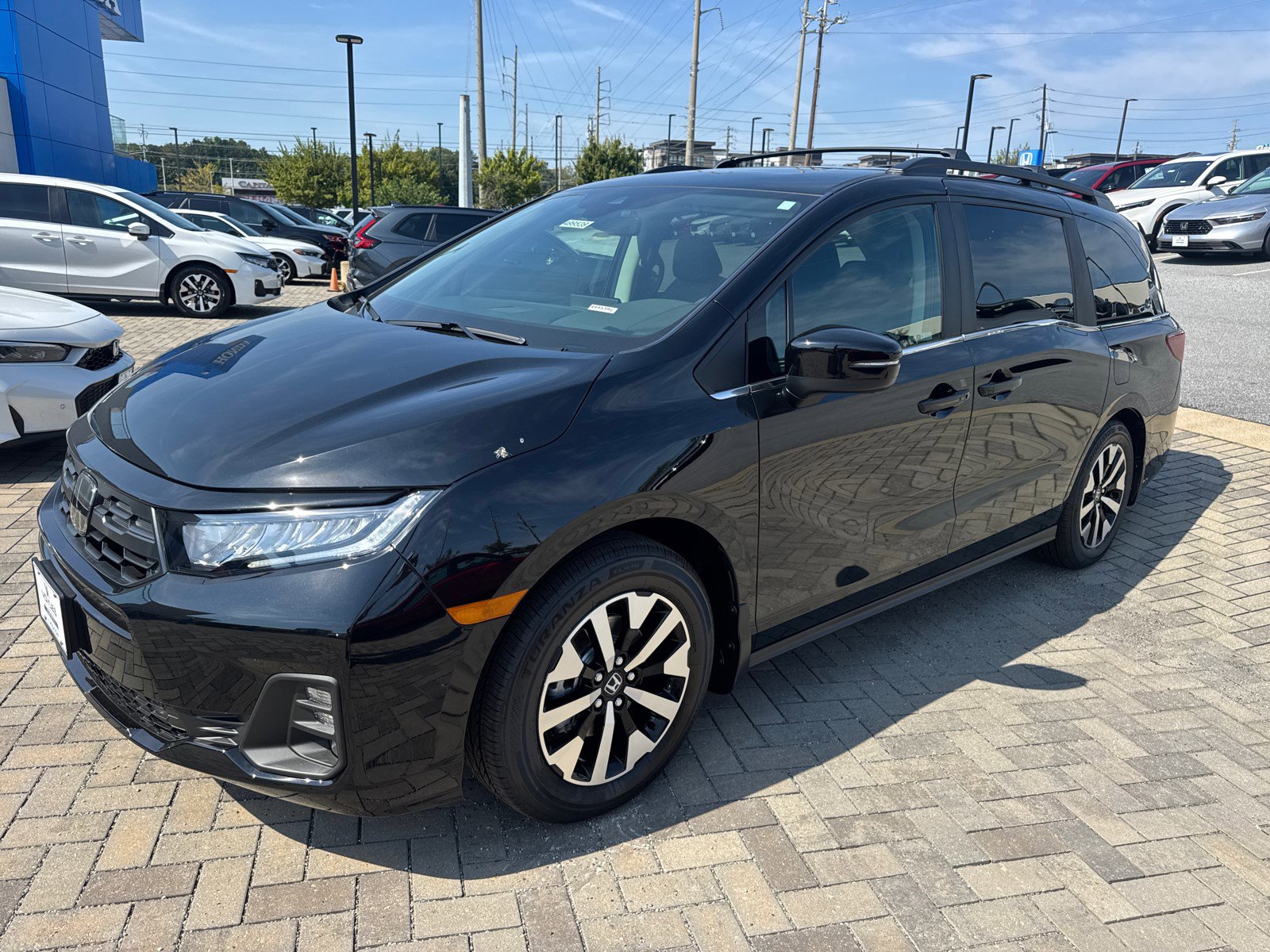 2026 Honda Odyssey EX-L photo 3