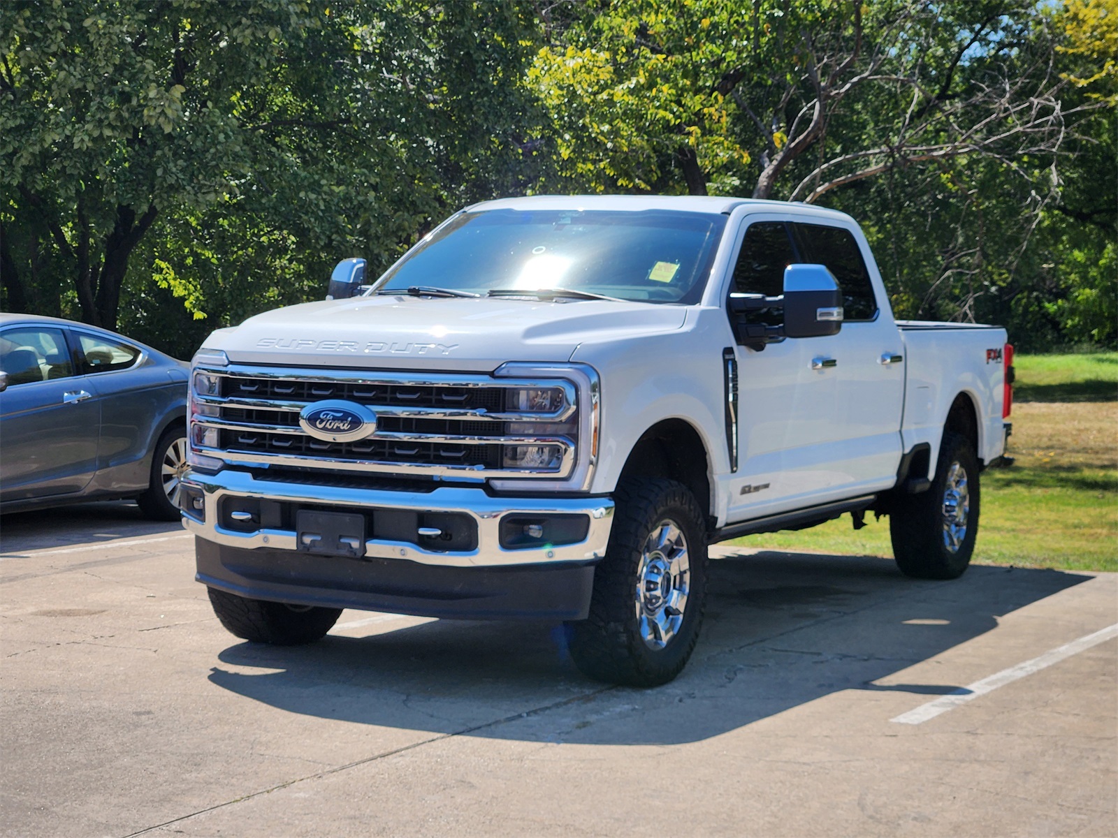 2024 Ford F-250 photo 3