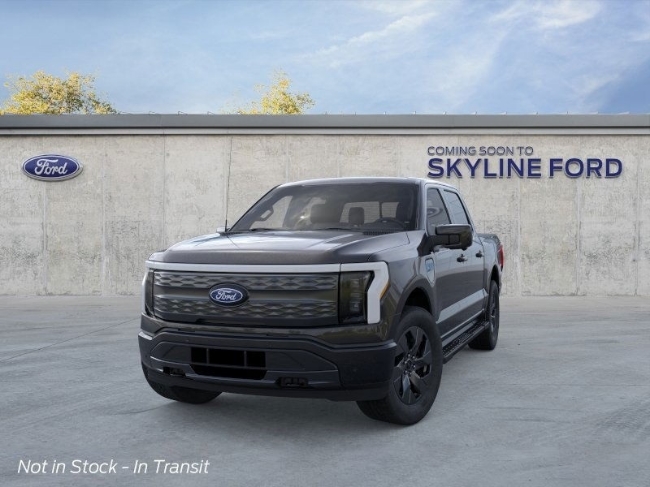 2025 Ford F-150 Lightning LARIAT