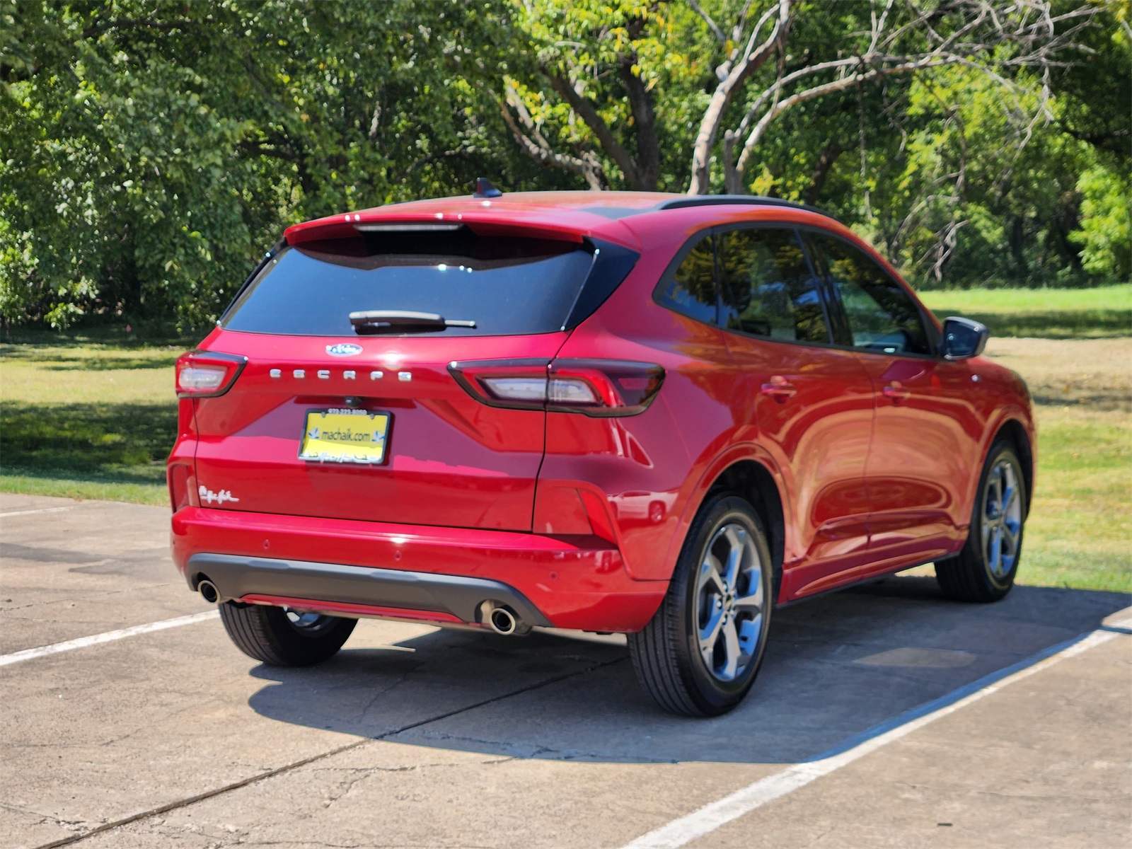 2024 Ford Escape ST-Line photo 5
