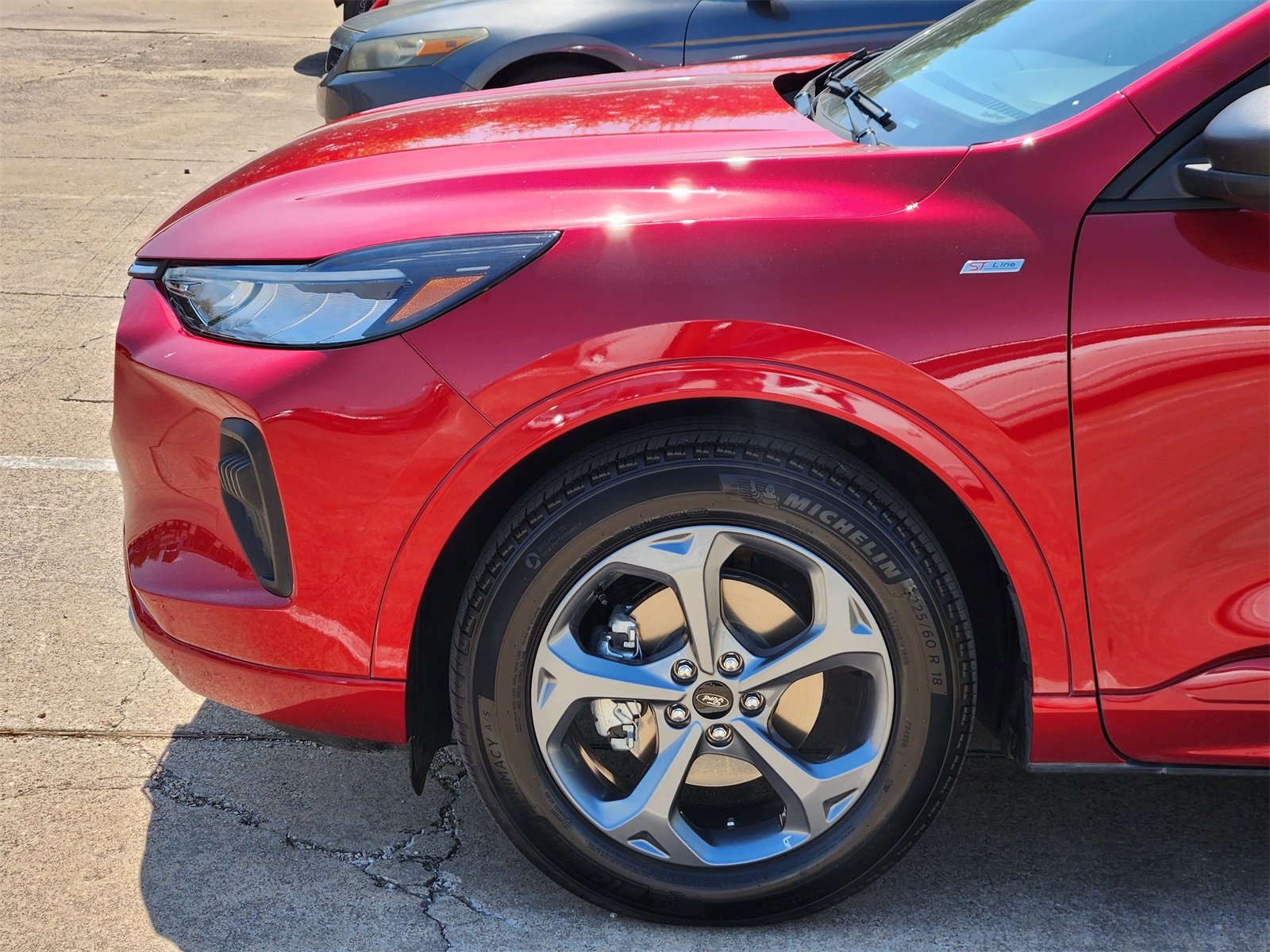 2024 Ford Escape ST-Line photo 7