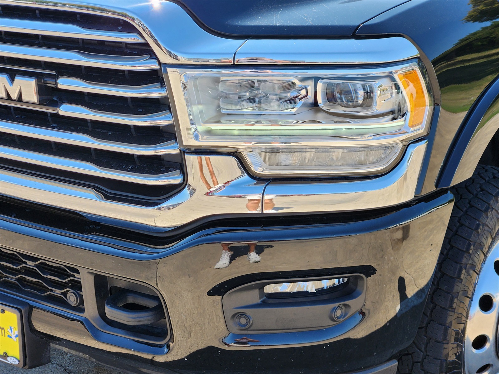 2023 Ram 3500 Laramie Longhorn photo 6