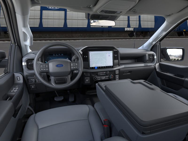2025 Ford F-150 XL photo 7
