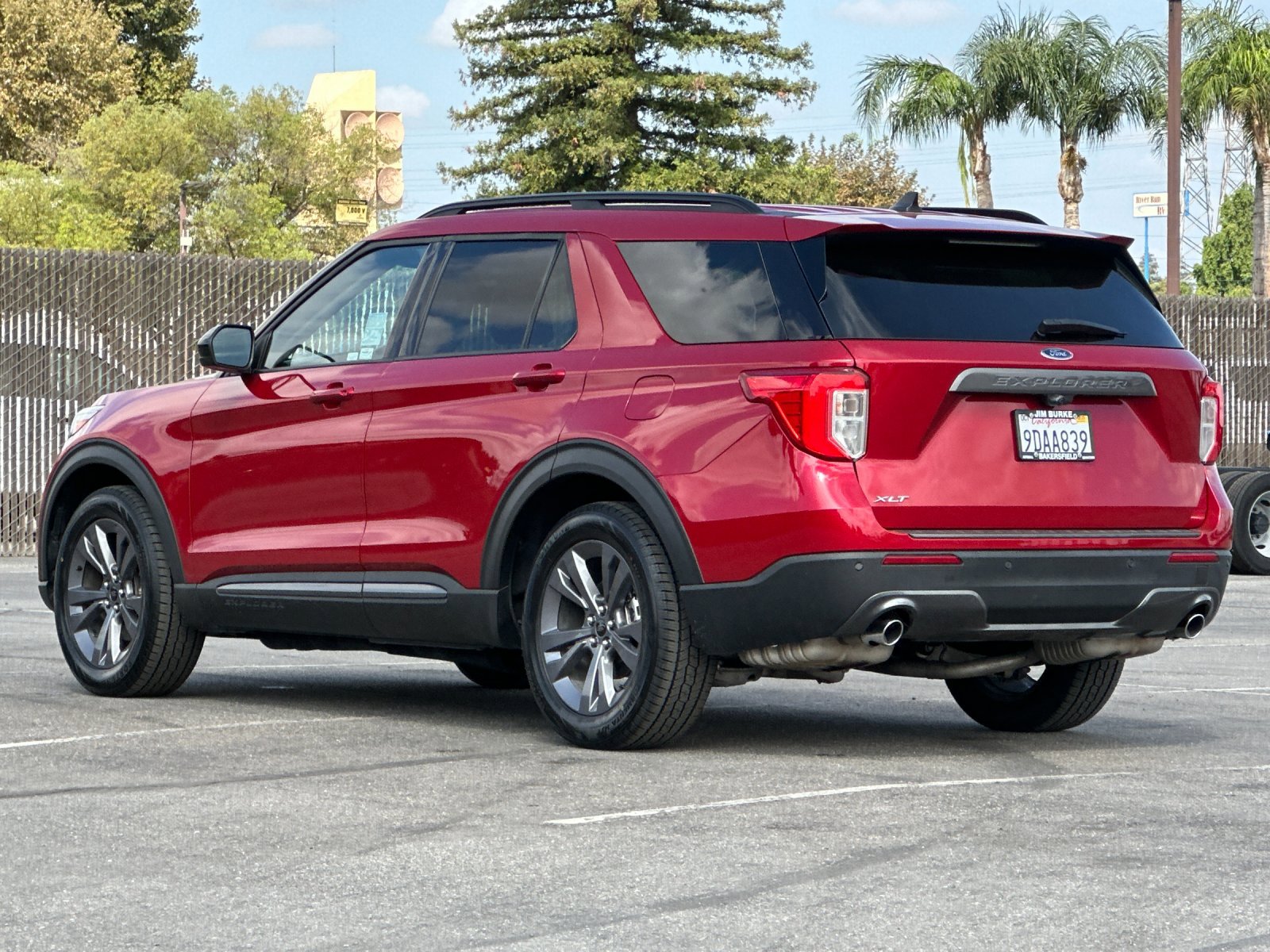 2022 Ford Explorer XLT photo 3
