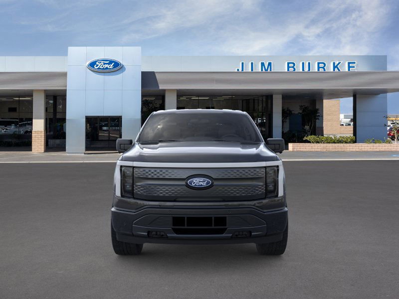 2025 Ford F-150 Lightning photo 4