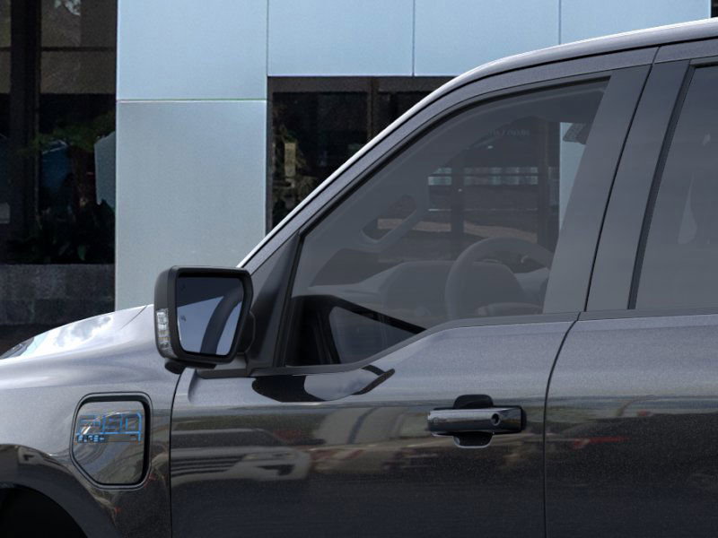 2025 Ford F-150 Lightning photo 18