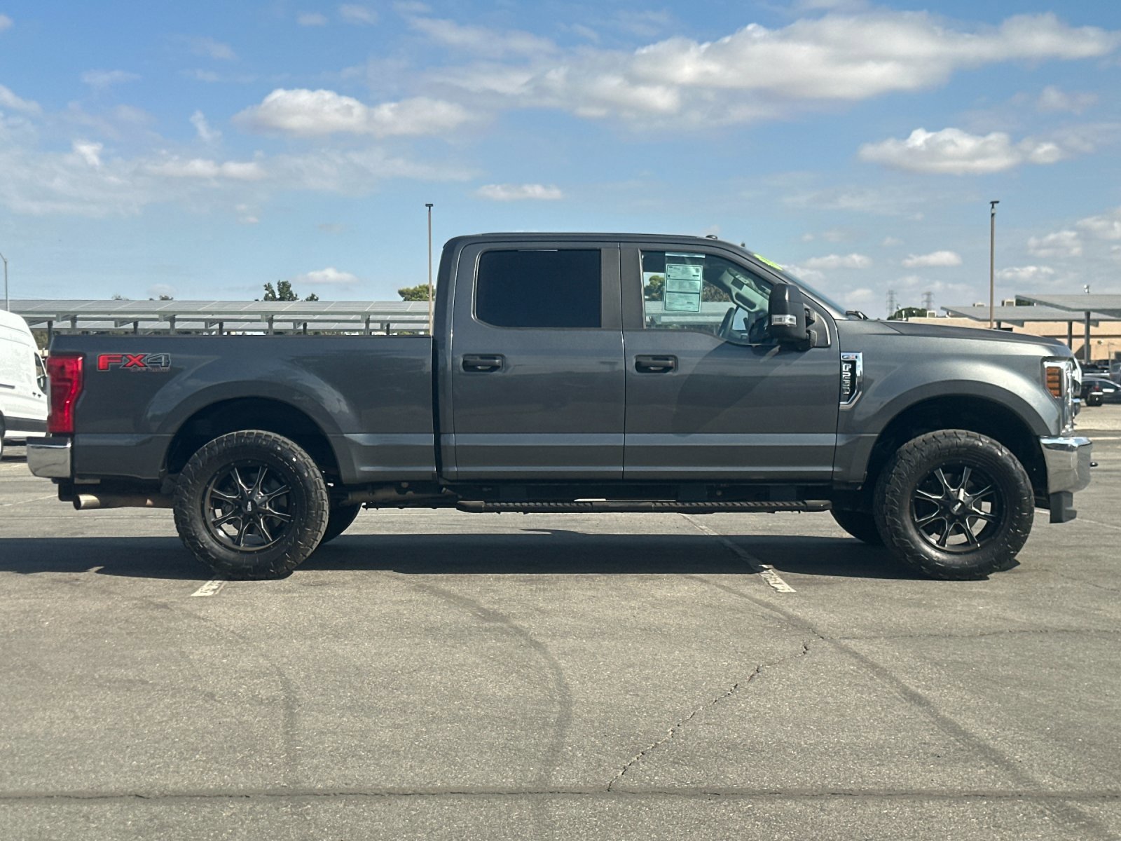 2019 Ford F-250 XL photo 2