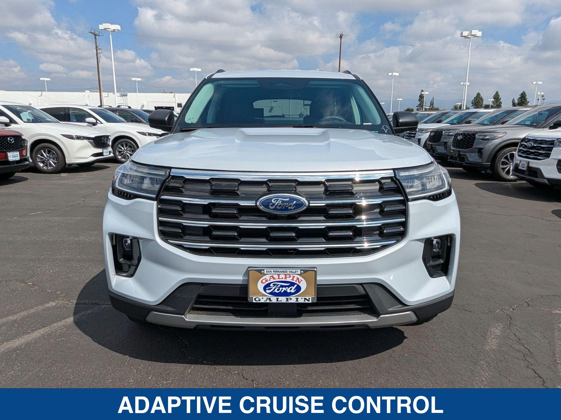 2025 Ford Explorer photo 11