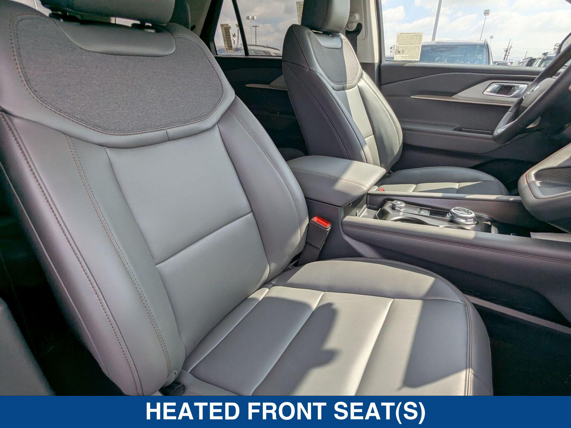 2025 Ford Explorer photo 22
