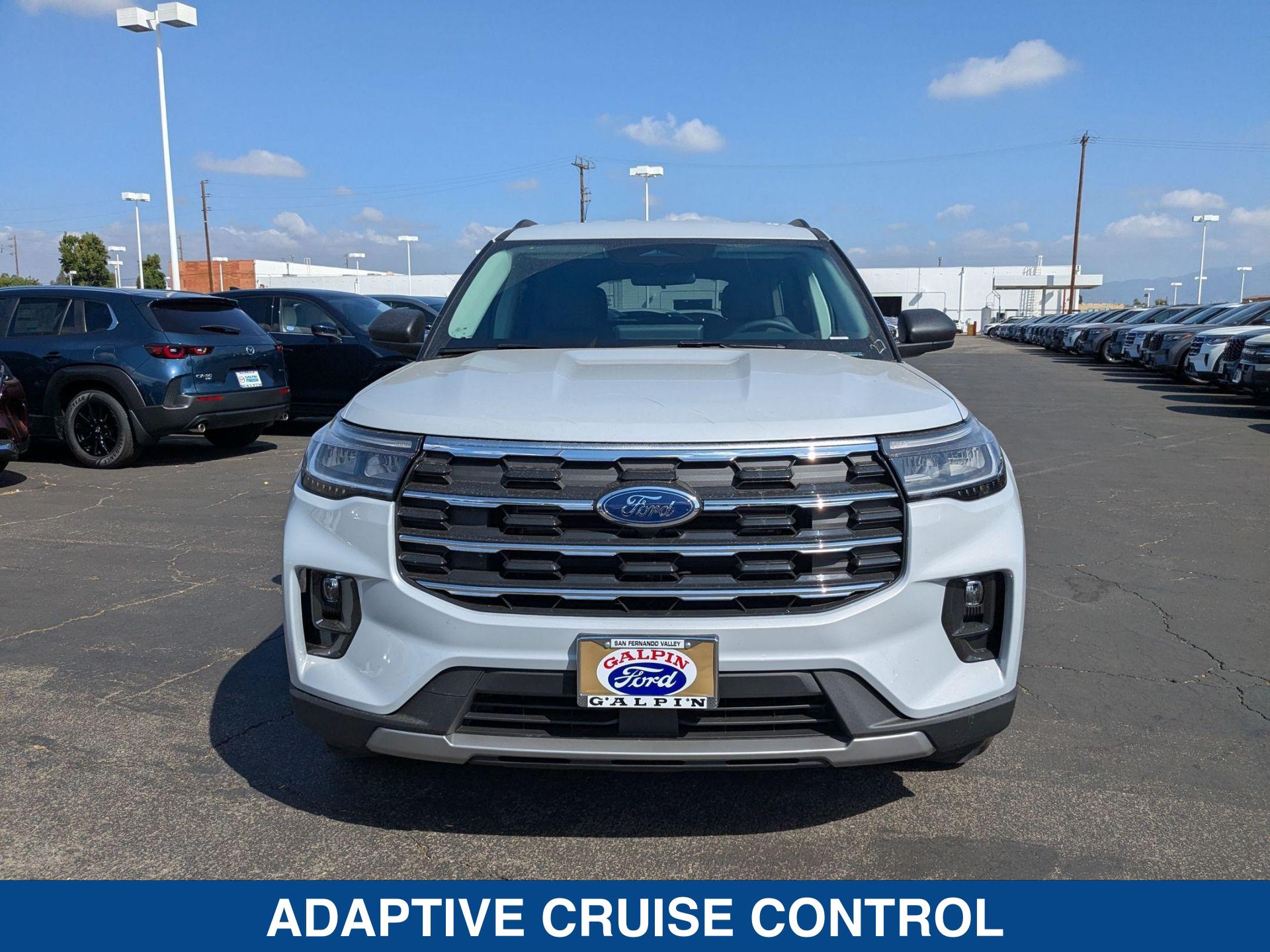 2025 Ford Explorer photo 11