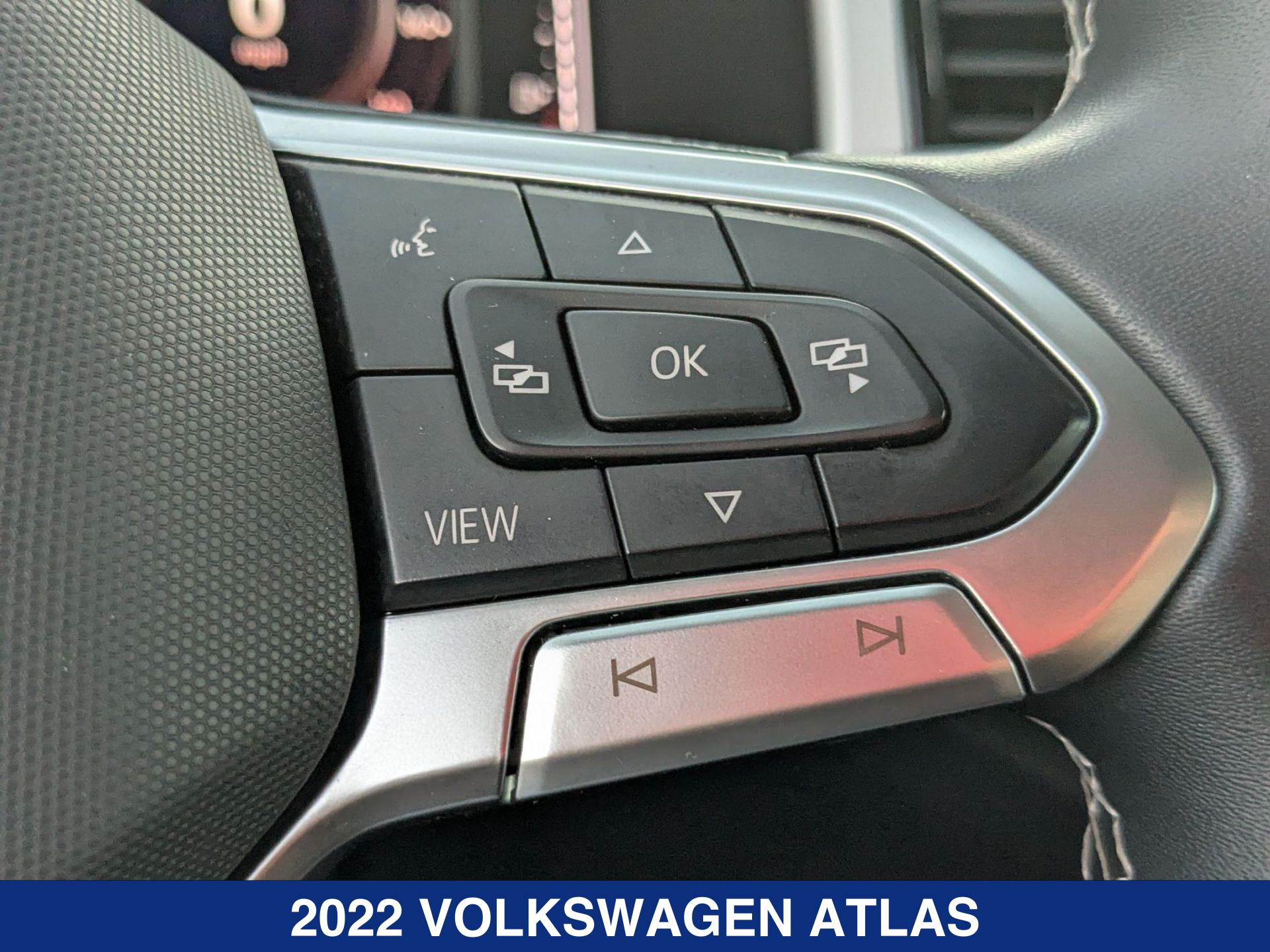 2022 Volkswagen Atlas SE Technology photo 19