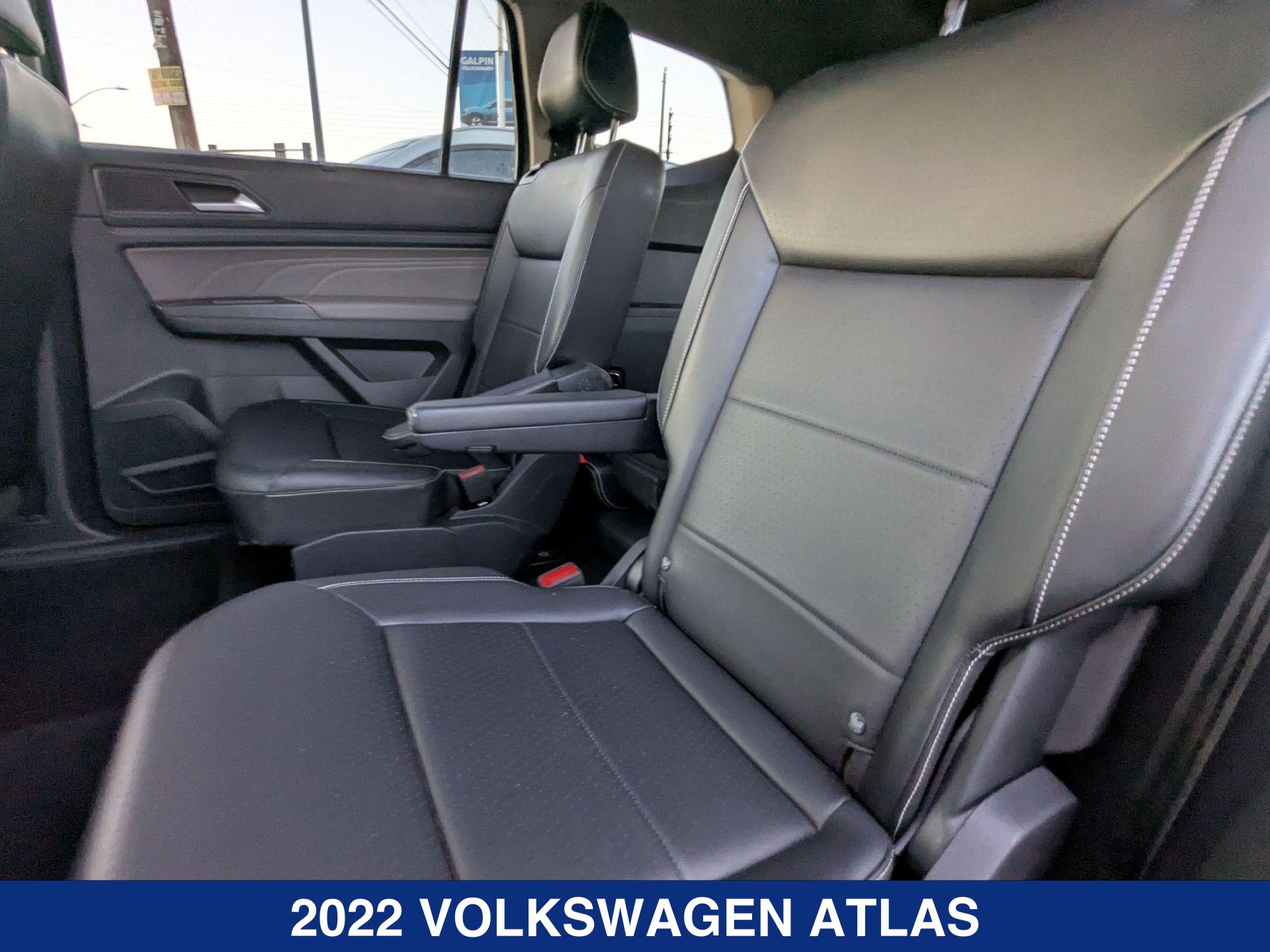 2022 Volkswagen Atlas SE Technology photo 23