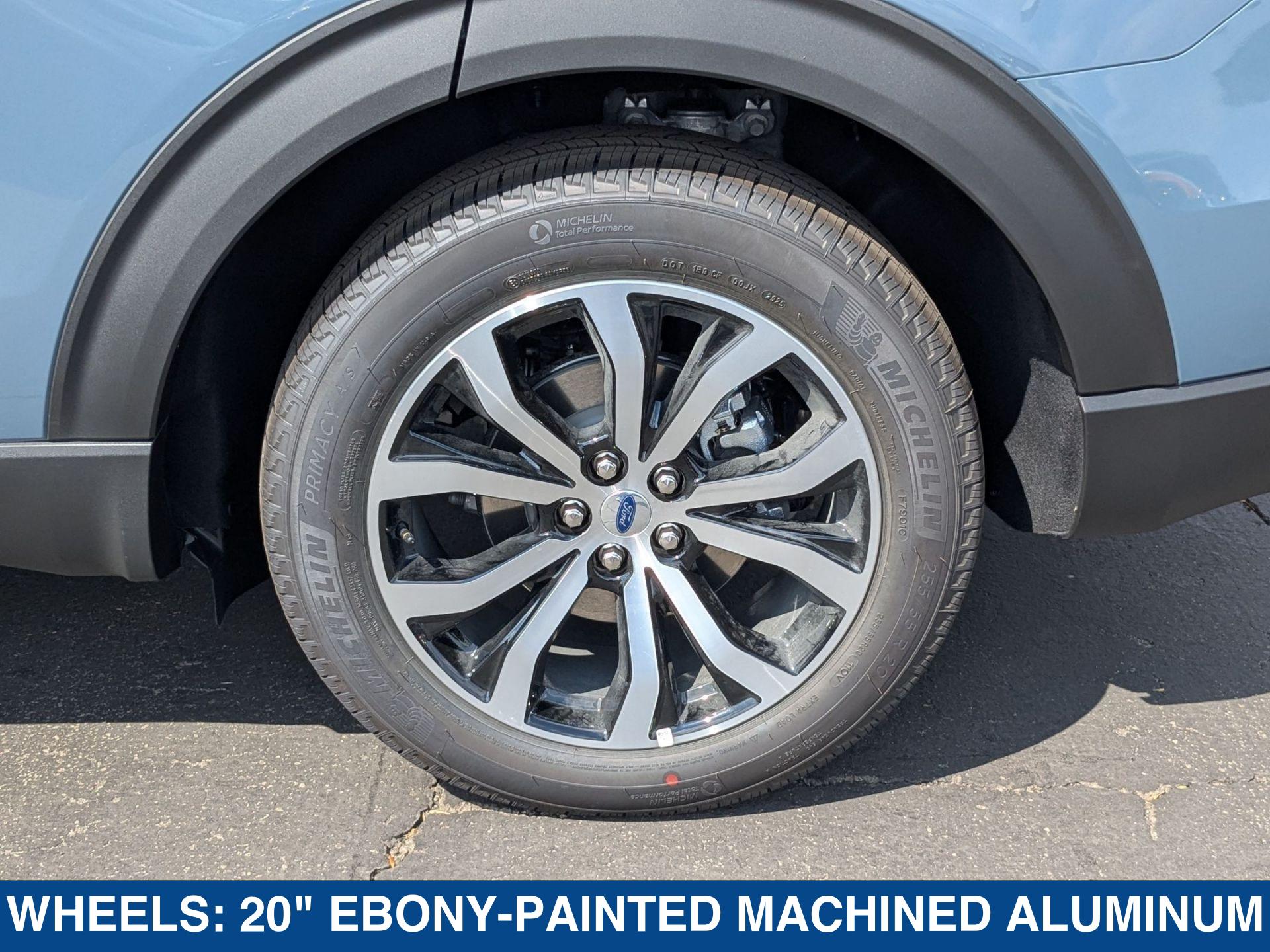 2025 Ford Explorer ST ST-Line photo 12