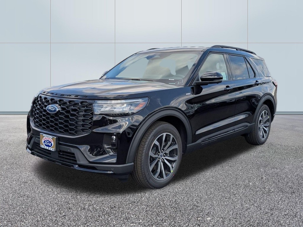 2025 Ford Explorer ST Line