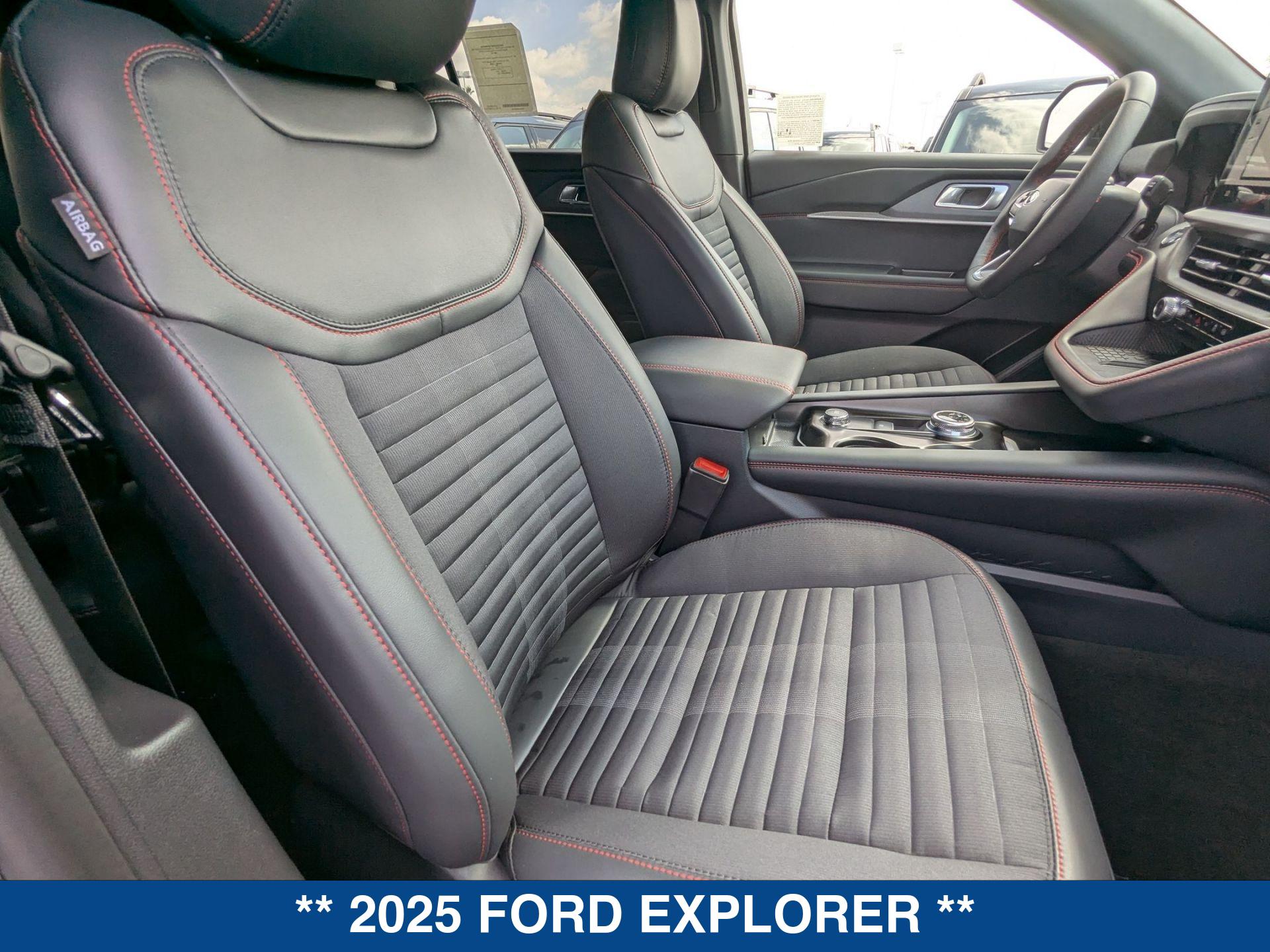 2025 Ford Explorer ST ST-Line photo 21