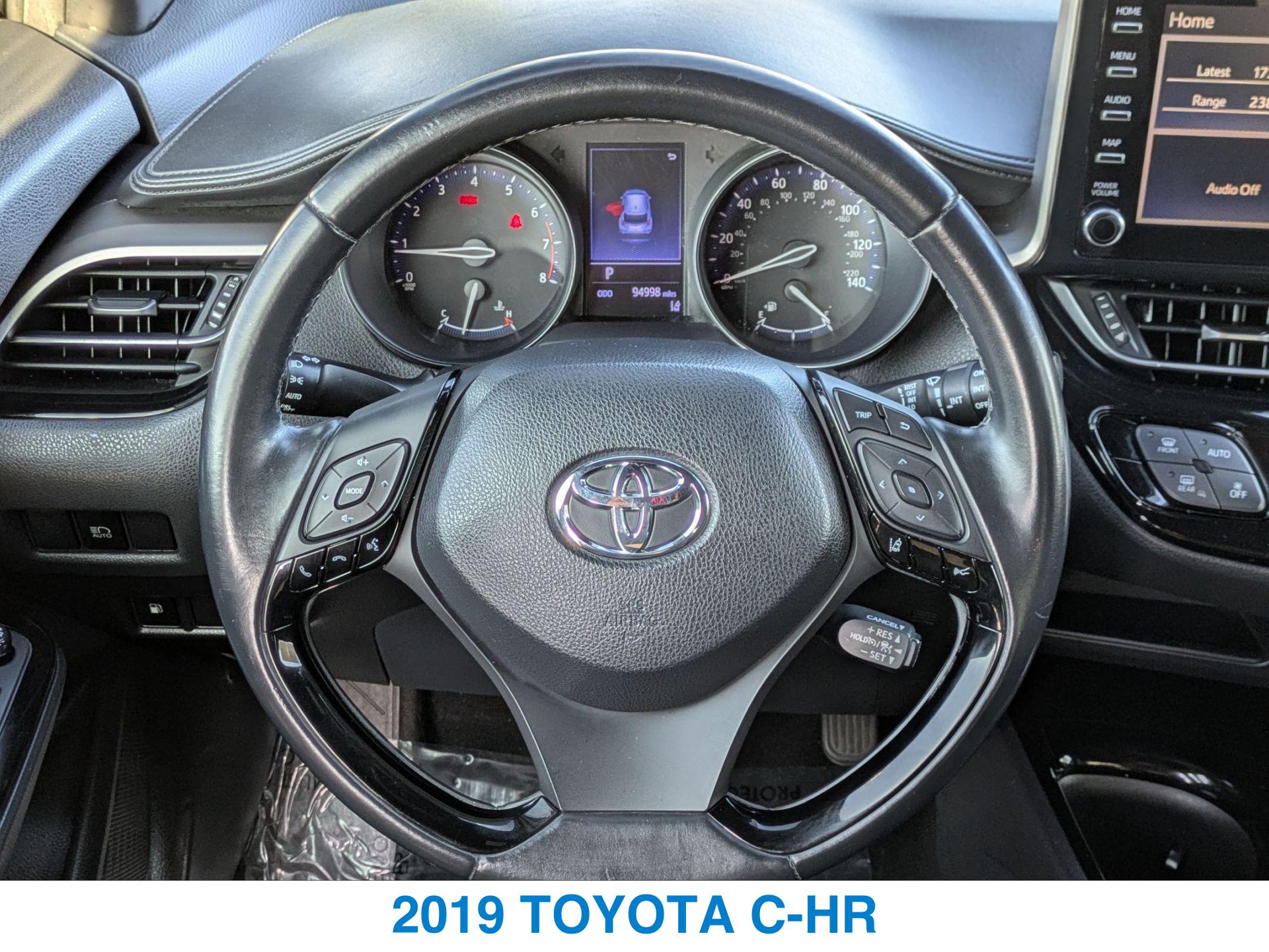 2019 Toyota C-HR XLE photo 12