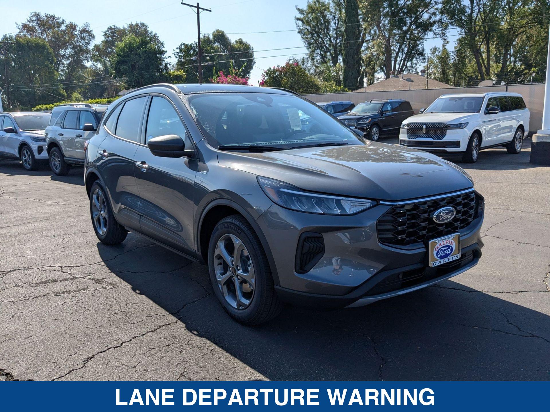 2025 Ford Escape ST-Line photo 10