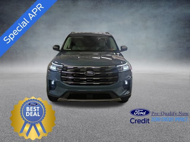 2025 Ford Explorer photo 5