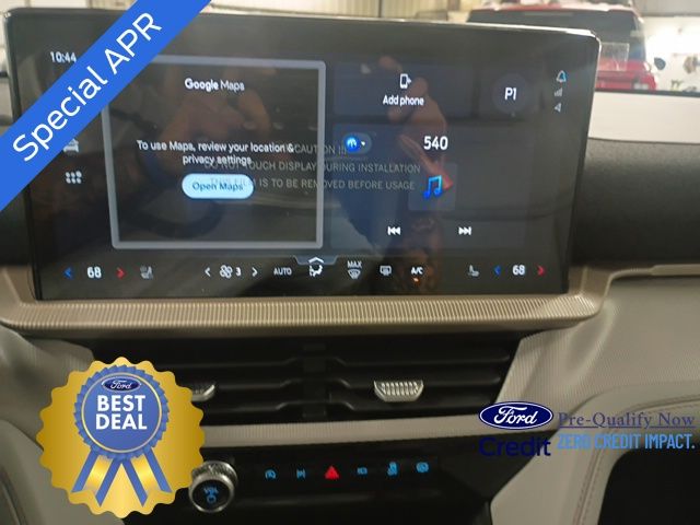 2025 Ford Explorer photo 9