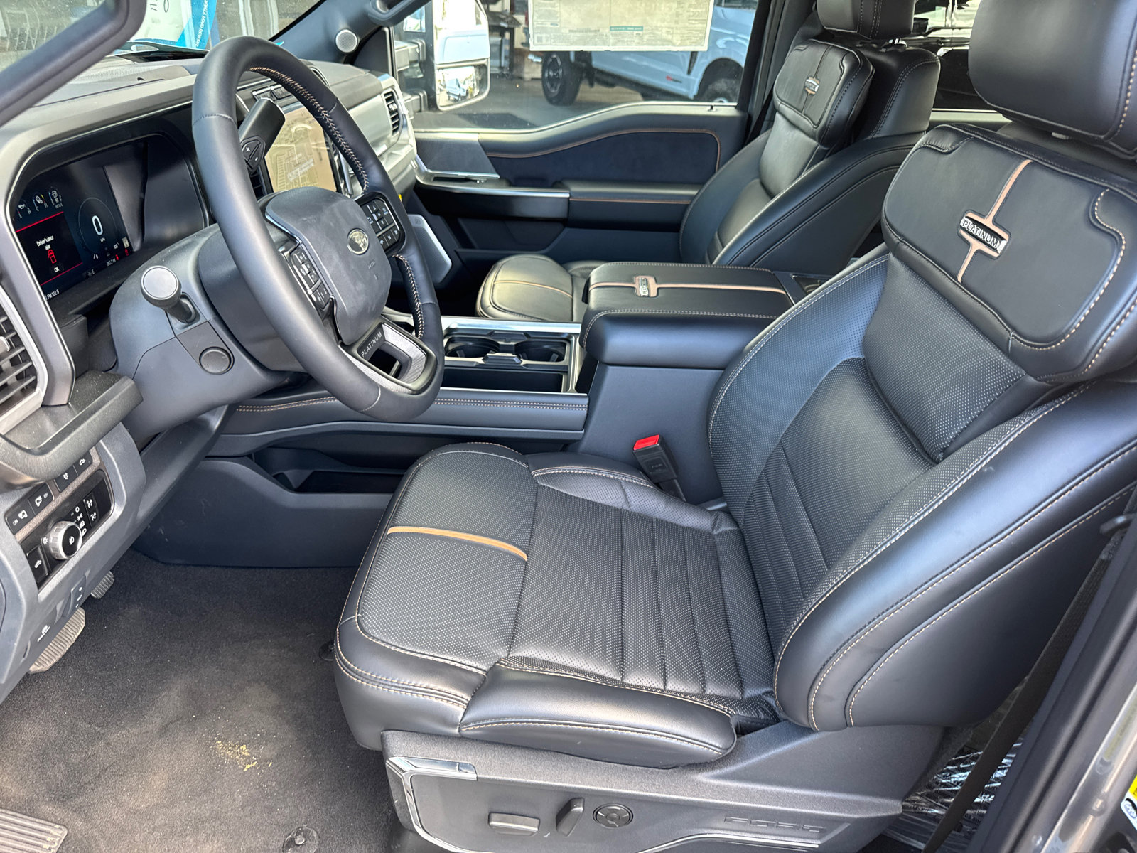 2024 Ford F-250 Platinum photo 24