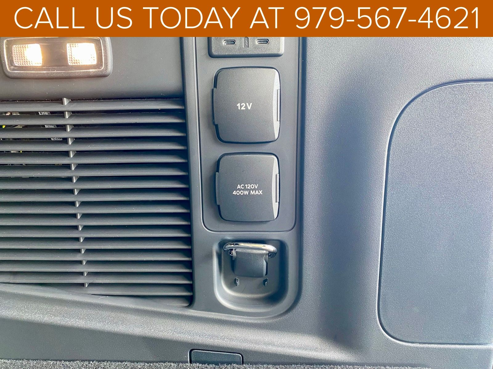 2025 Ford Expedition King Ranch photo 24