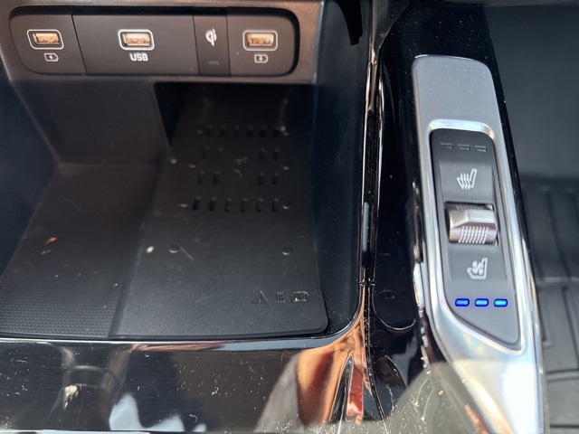 2023 Kia Sorento X-Line SX Prestige photo 12