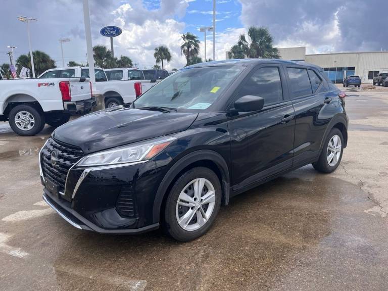 2024 Nissan Kicks S