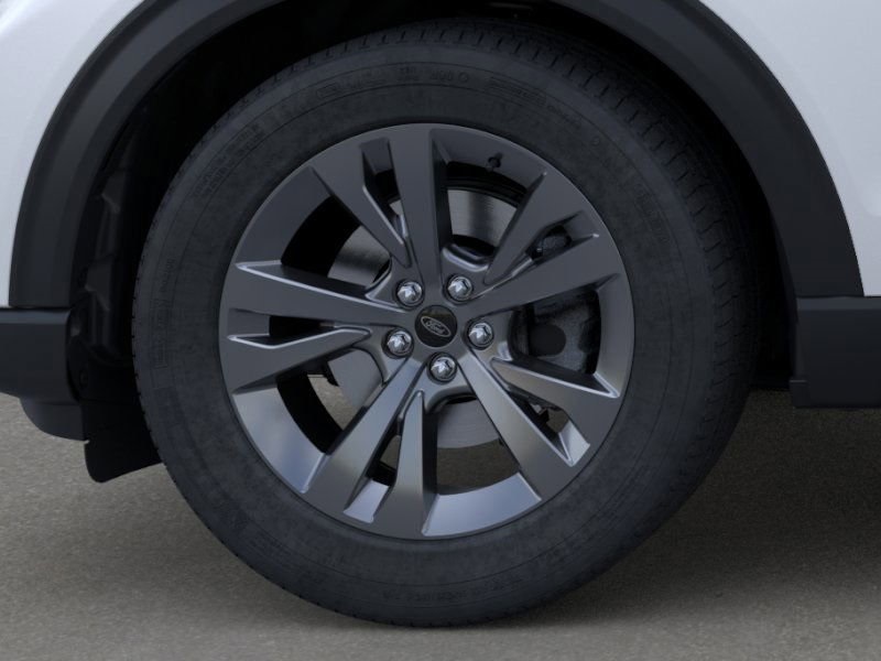 2025 Ford Explorer photo 14