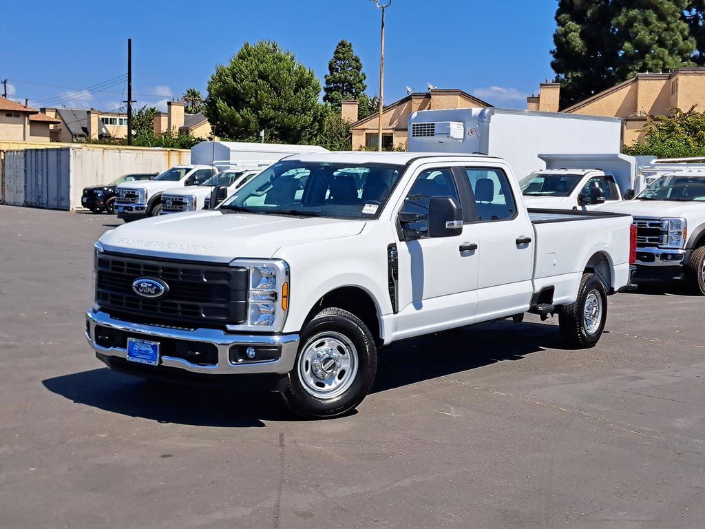 2026 Ford F-250 photo 2