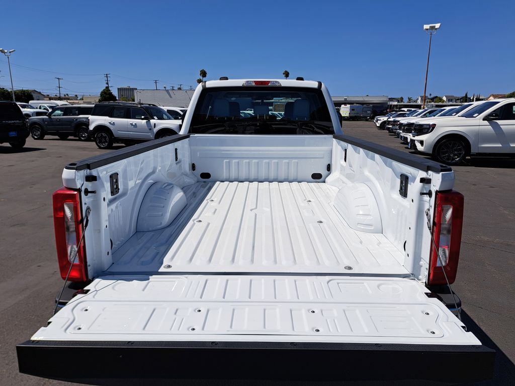 2026 Ford F-250 photo 6