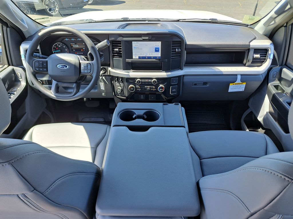 2026 Ford F-250 photo 9